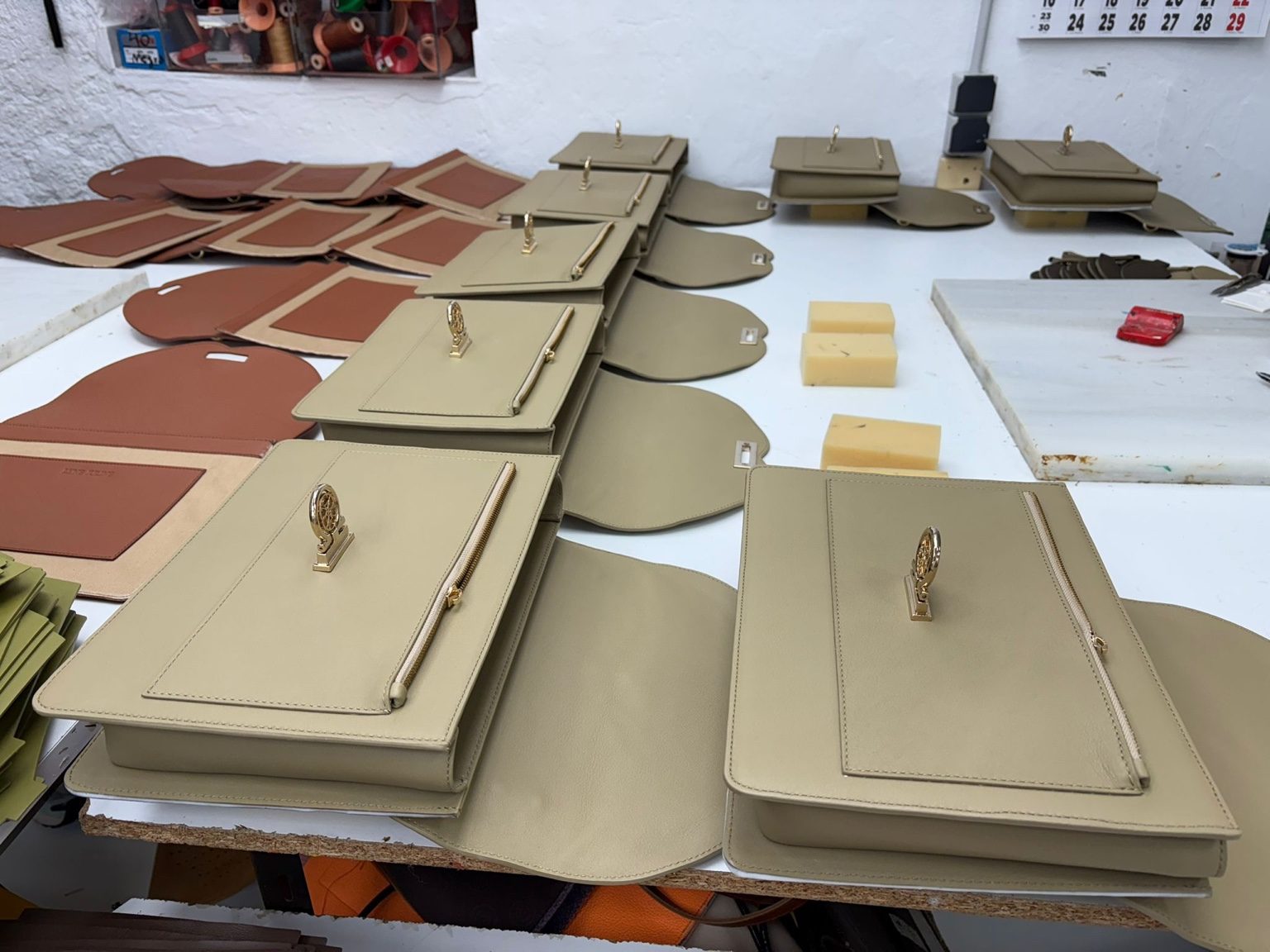 Sacs Lyne Juline en cours de fabrication