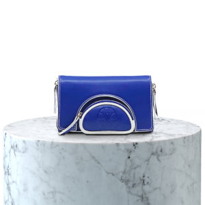 pochette en microfibre bleu et blanc