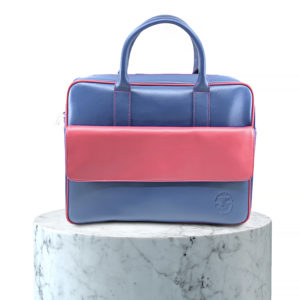 cartable rouge et bleu en cuir