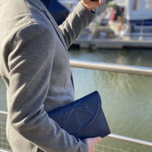 pochette en cuir pour homme